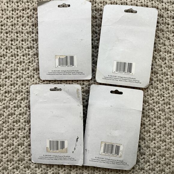 Vintage Garfield Christmas Refrigerator Magnets lot of 4 PAWS 1996 Orange Cat - Picture 8 of 10